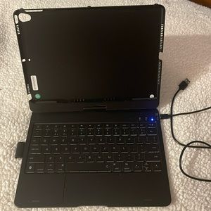 typecase Touch for iPad 9th Generation Keyboard Case (10.2", 2021)